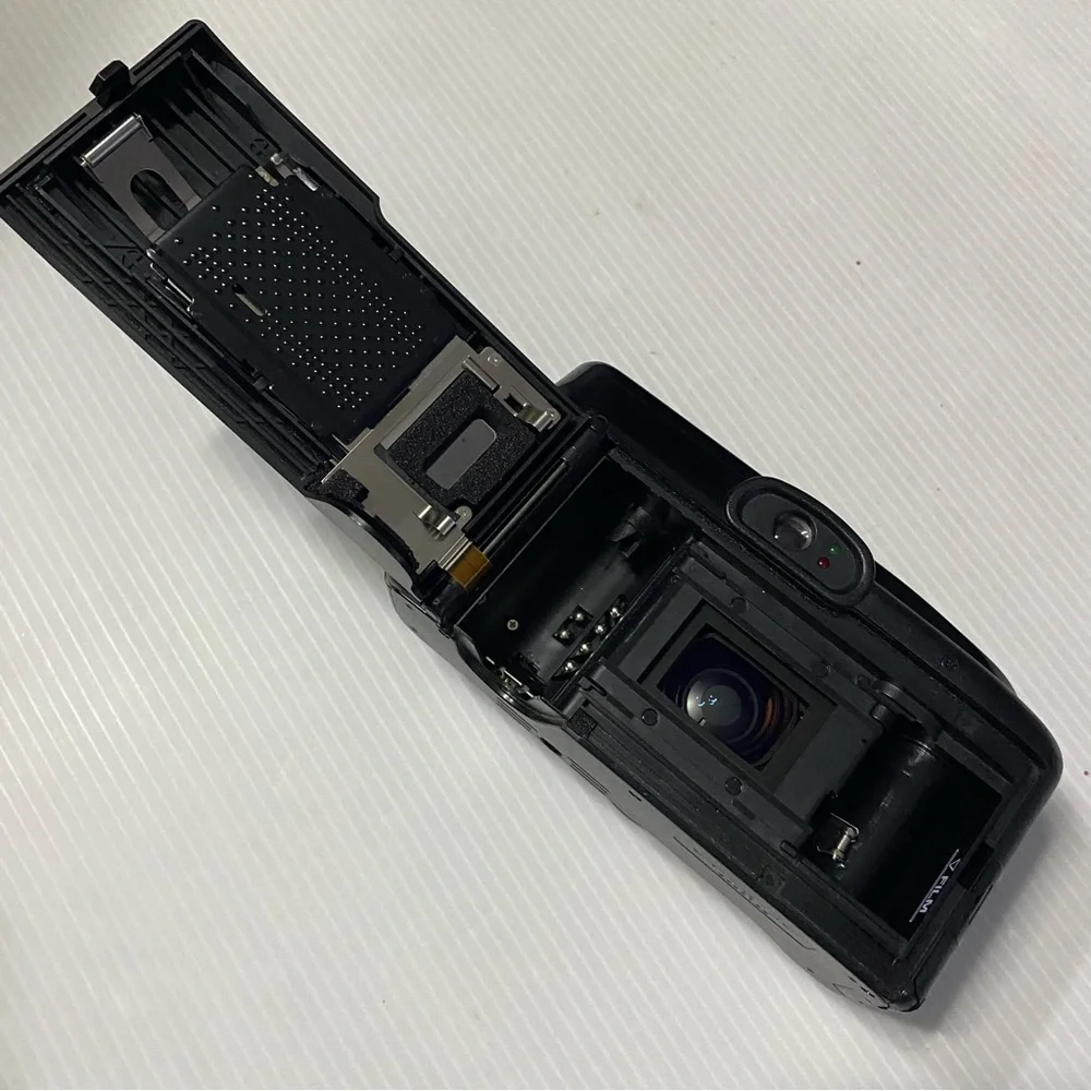Canon Sure Shot Mega Zoom 105 Caption Camera FOR PARTS ONLY untested